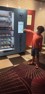 cake vending machine, las vegas with kids